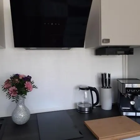 Ferienwohnung Mit Badestrand Am Meer 公寓 *