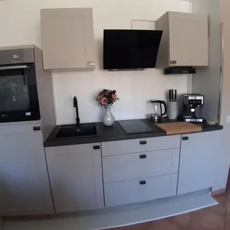 公寓 Ferienwohnung Mit Badestrand Am Meer *